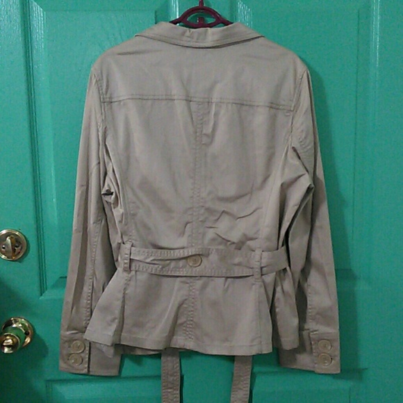 John's Bay Trench Coat Size L - Picture 2 of 8